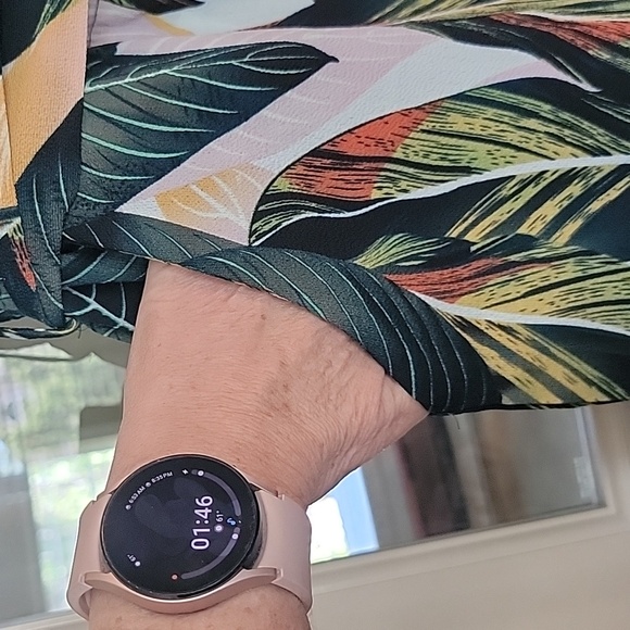 Jumpsuit has Pockets! - Picture 5 of 8